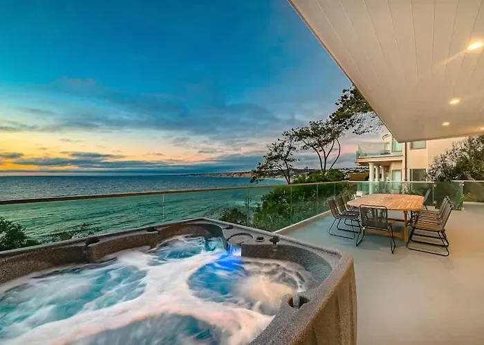 Cliffside Haven Where Ocean Meets Sky